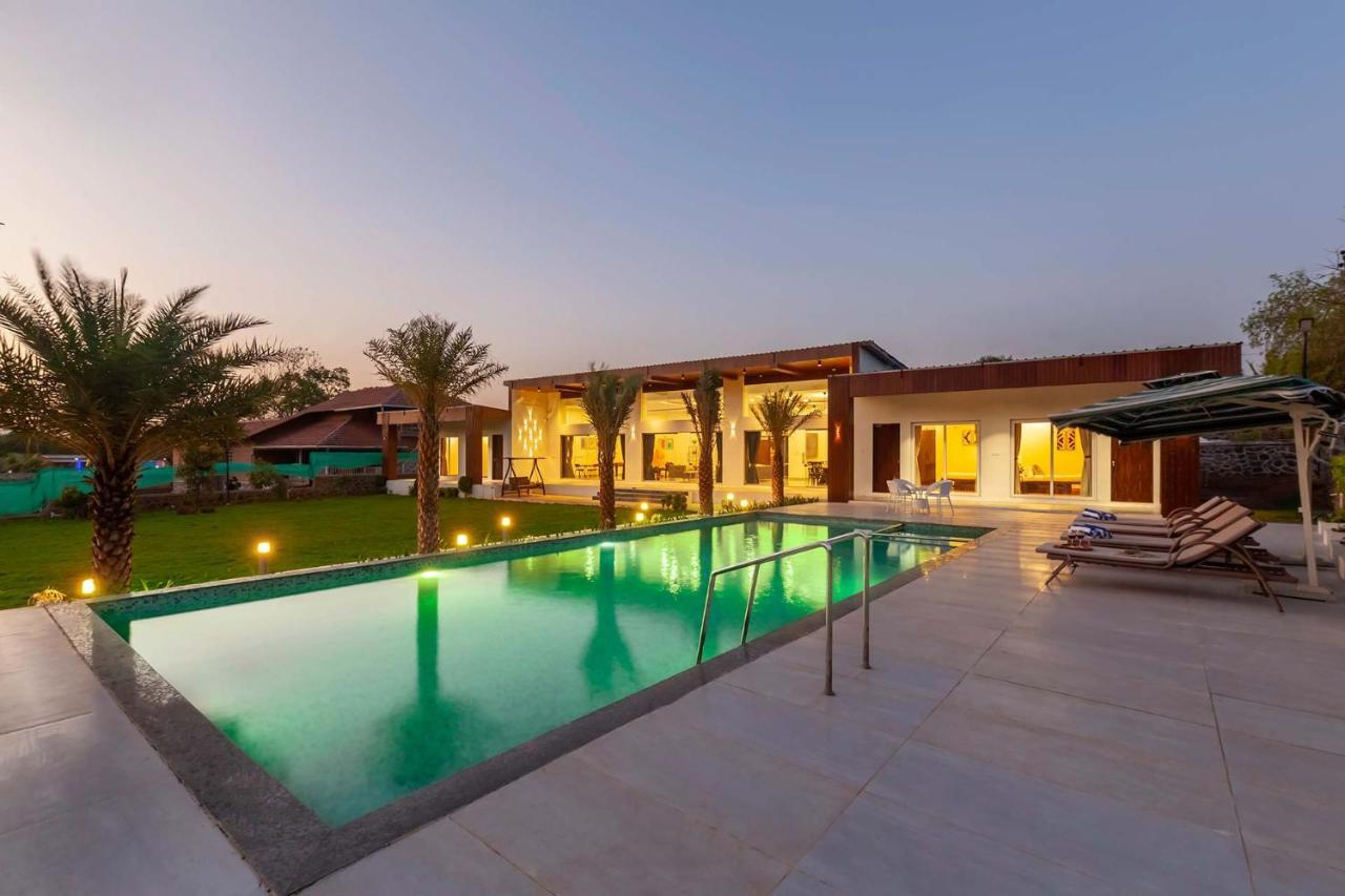 Natures Odyssey By Stayvista - Amidst Lush Greenery With Outdoor Pool And Indoor Activities Chinchavli Екстериор снимка