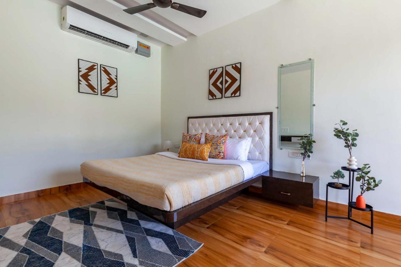 Natures Odyssey By Stayvista - Amidst Lush Greenery With Outdoor Pool And Indoor Activities Chinchavli Екстериор снимка
