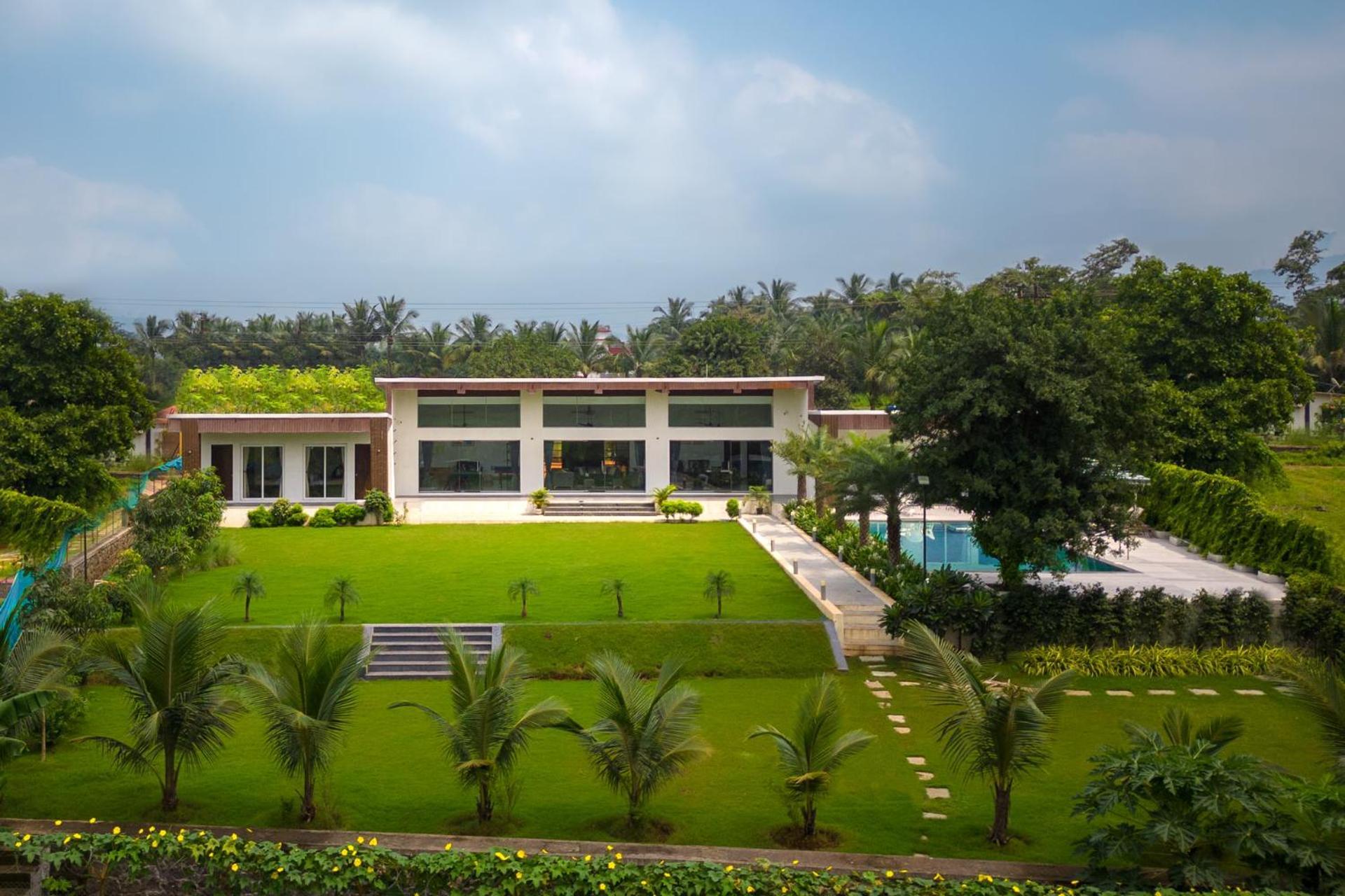 Natures Odyssey By Stayvista - Amidst Lush Greenery With Outdoor Pool And Indoor Activities Chinchavli Екстериор снимка